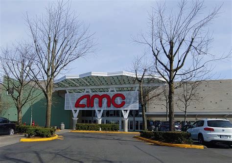 movie theaters in woodinville